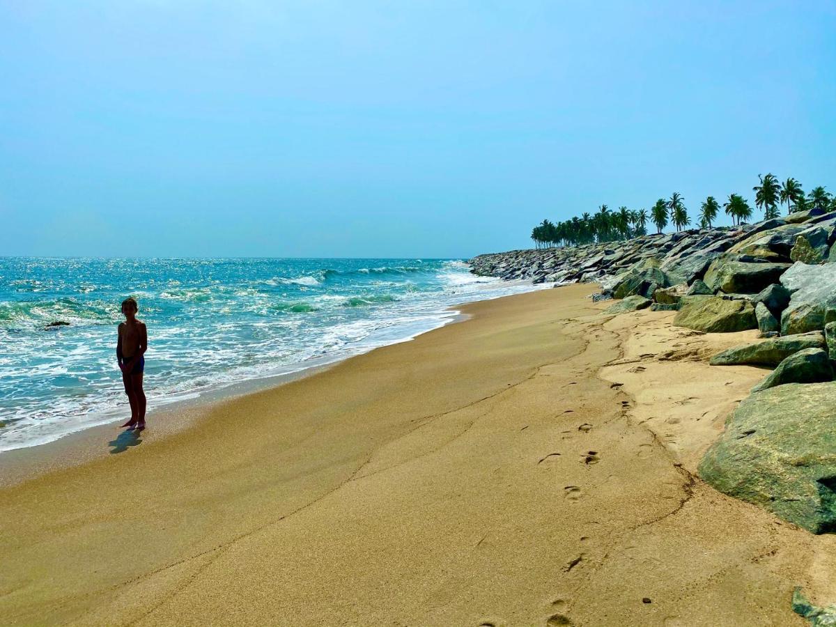 Lemon Beach Resort Elmina 외부 사진